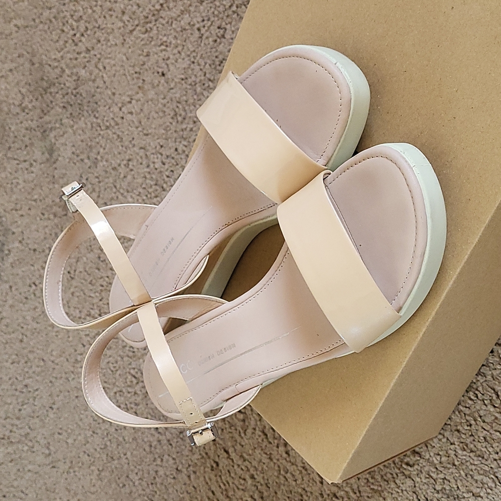 Ecco Beige Sandals EU 36 / US 6.5-7